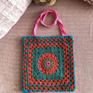 Tote bag - Virkat själv och oanvänd 