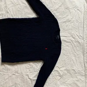 Ralph Lauren Sweater i storlek L i barnstorlek. 