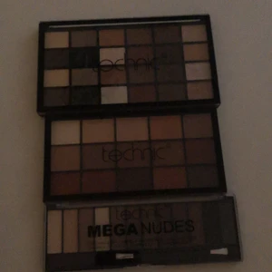 Oanvända smink paletter  - Köp alla tre för 130kr eller 1 för 60kr