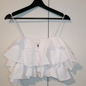 🌸Vit topp från gina.  - 🌺Toppen är aldrig använd