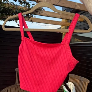 Topp - Neonrosa topp💞 frakt tillkommer!