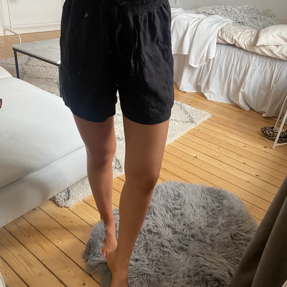 Aldrig använda shorts då de är något för stora för mig. Sköna och enkla 🌸. Shorts.