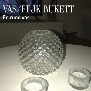 Vas & bukett 120kr. Enbart vasen 100kr. 