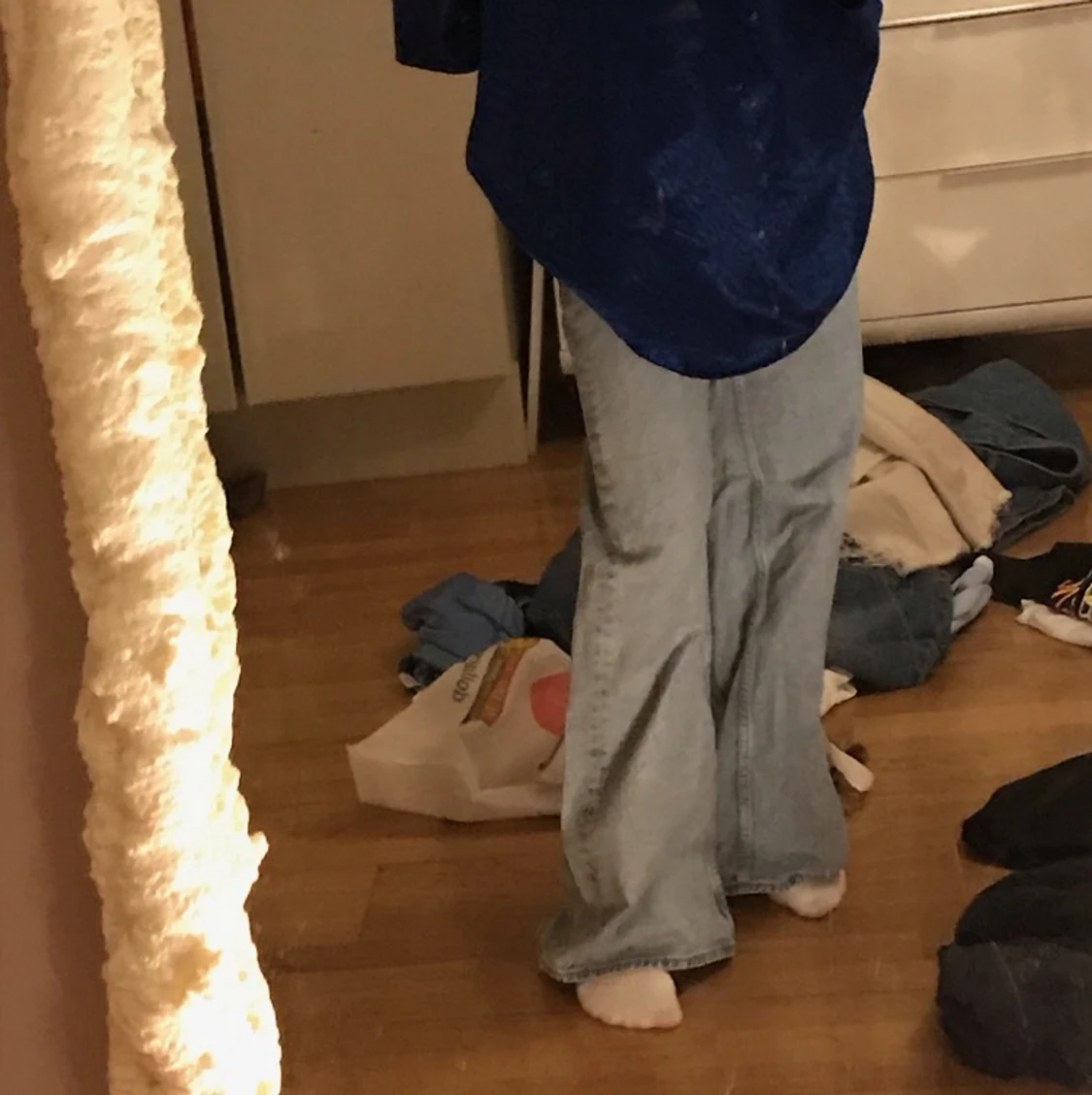 Ljus blåa jeans
