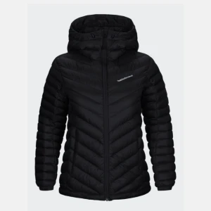 Peak jacka - Peakperformance jacka svart. Super fint skick knappt använd alltså som ny❤️ 