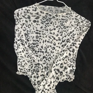 Zebra tröja - Endast använd några få ggr 