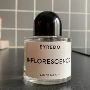 Säljer en endast testat Byredo parfym 50 ml. Nypris 1400! 
