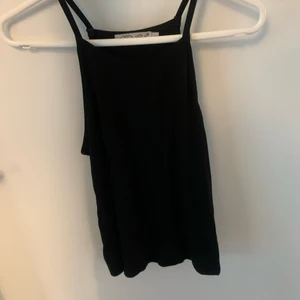 Linne - Oanvänt linne i kortare modell