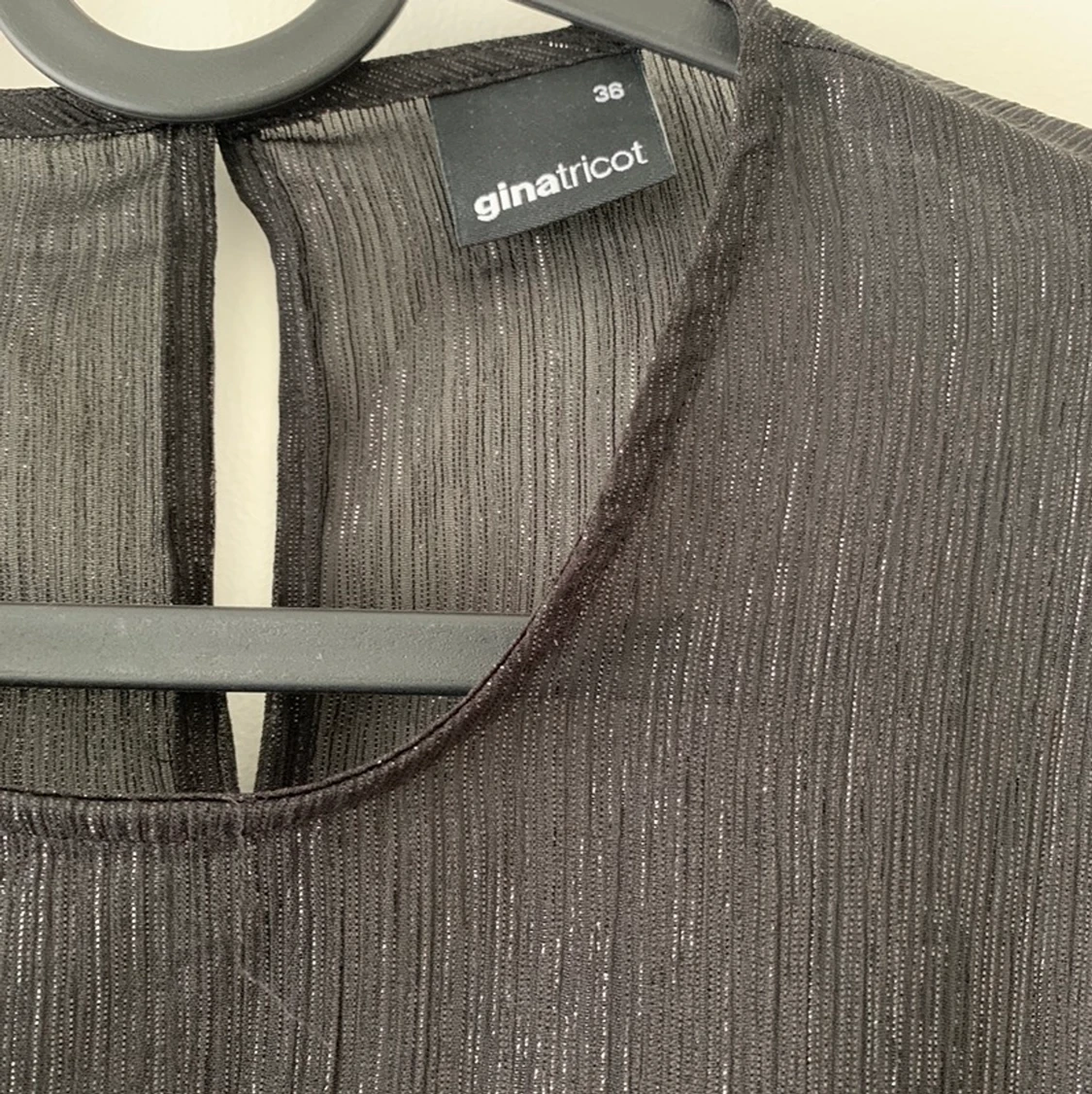 Blus från Gina tricot  - 91