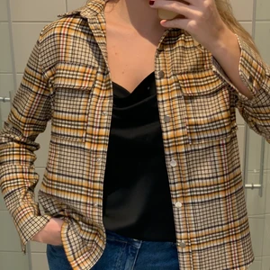 Skjorta i flanell  - 🧡