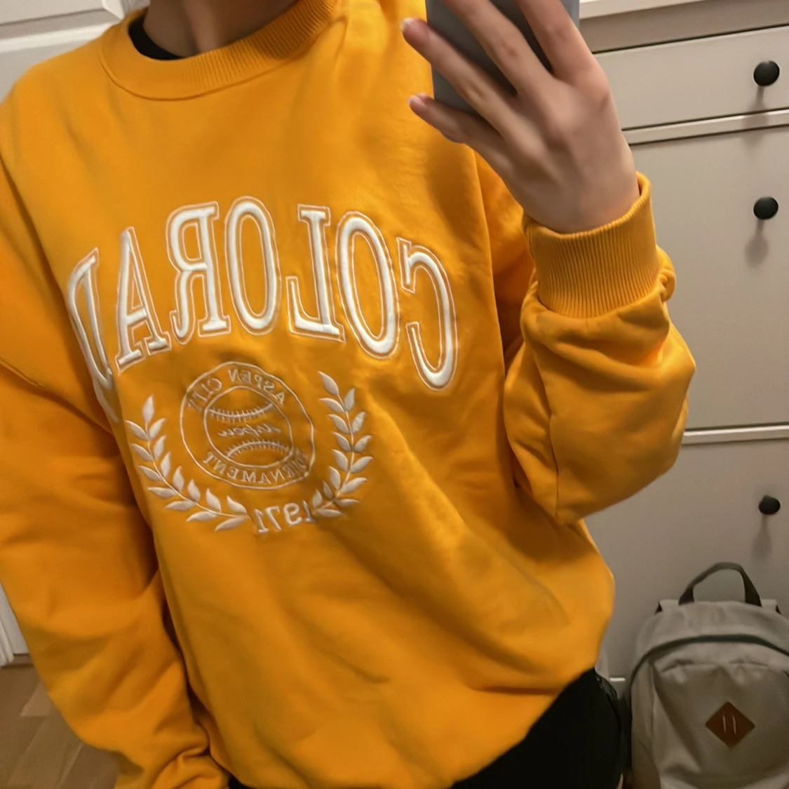 Sweatshirt i storlek S