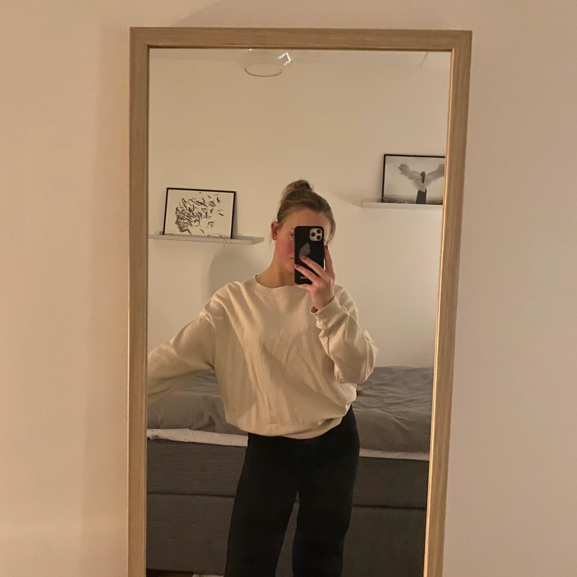 Beige sweatshirt - 90