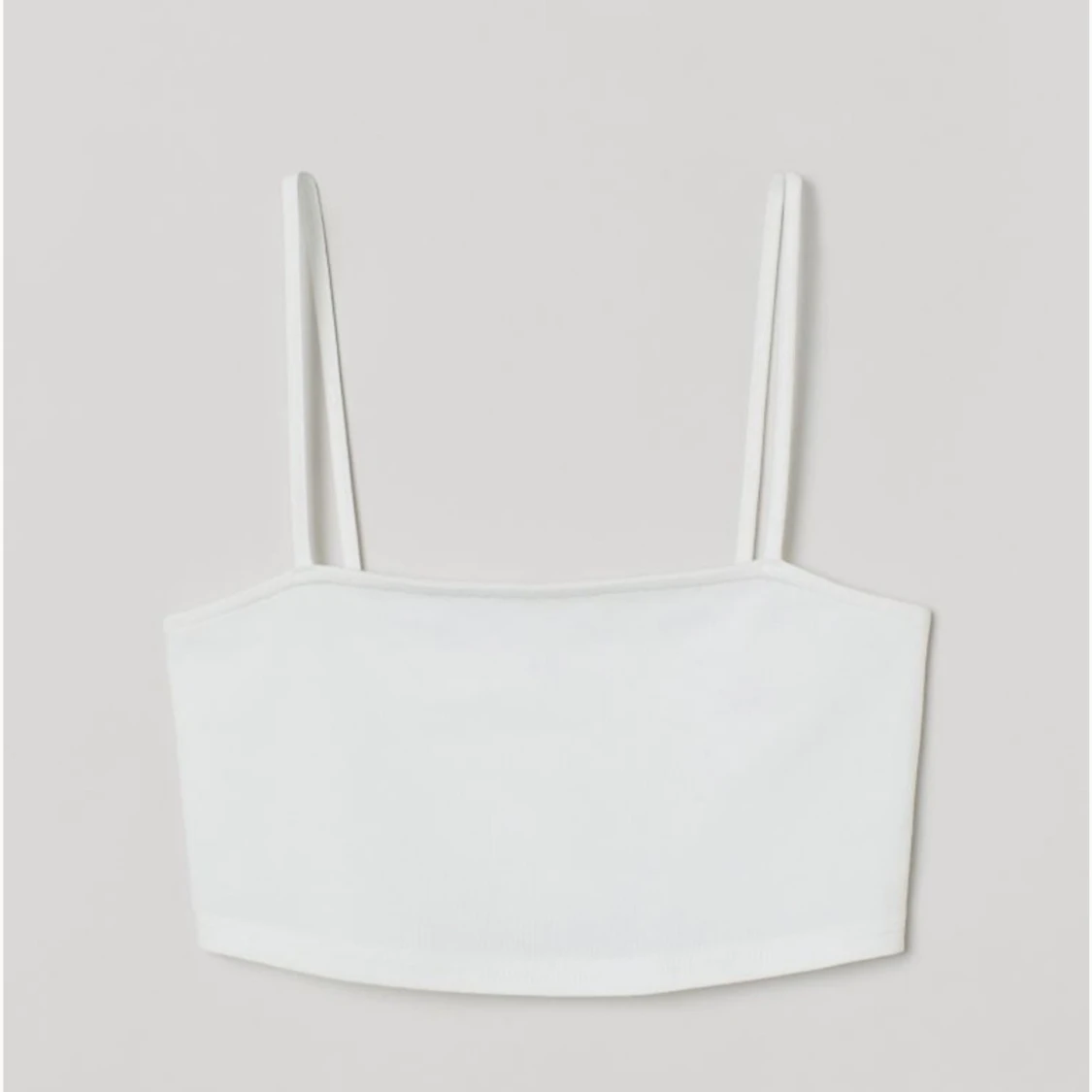 Croppad top i trikå