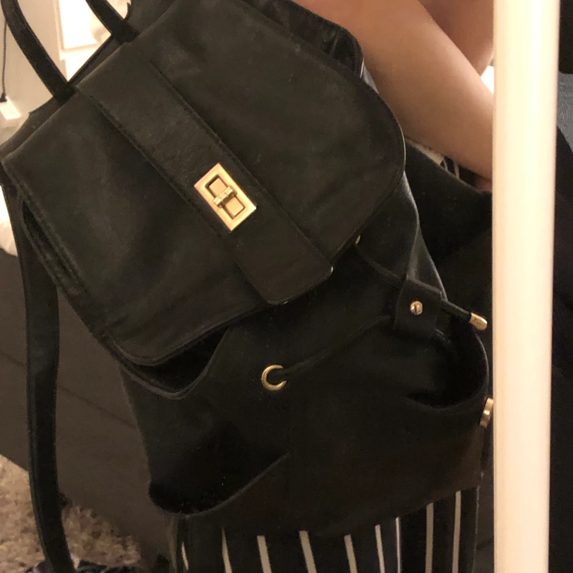 Svart liten ryggsäck - 90