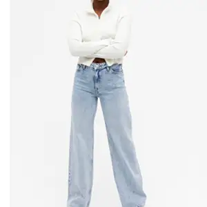 Säljer mina monki jeans pga för små, väl använda men mycket bra skick inga fläckar! 180kr + frakt. Priset kan diskuteras 