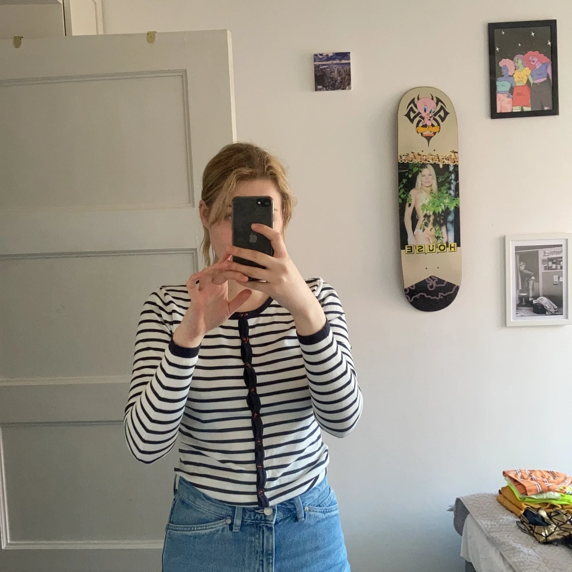 Svart o vit randig tröja  strl M