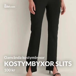 Kostymbyxor med slits - Jättefina bara testade konstumbyxor med slits. Säljer för att dem tyvärr inte passade mig. 