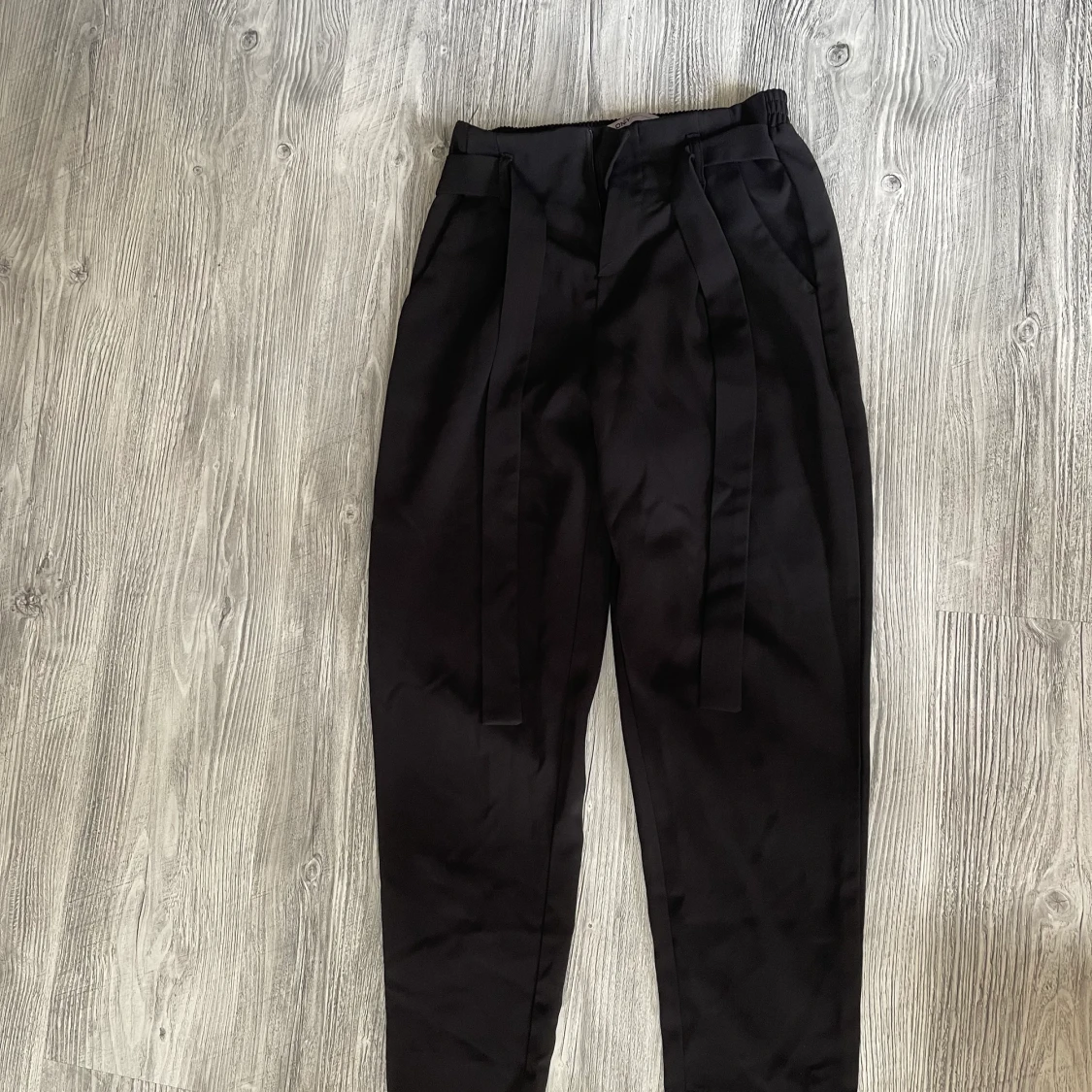 Kostym byxor med snörning