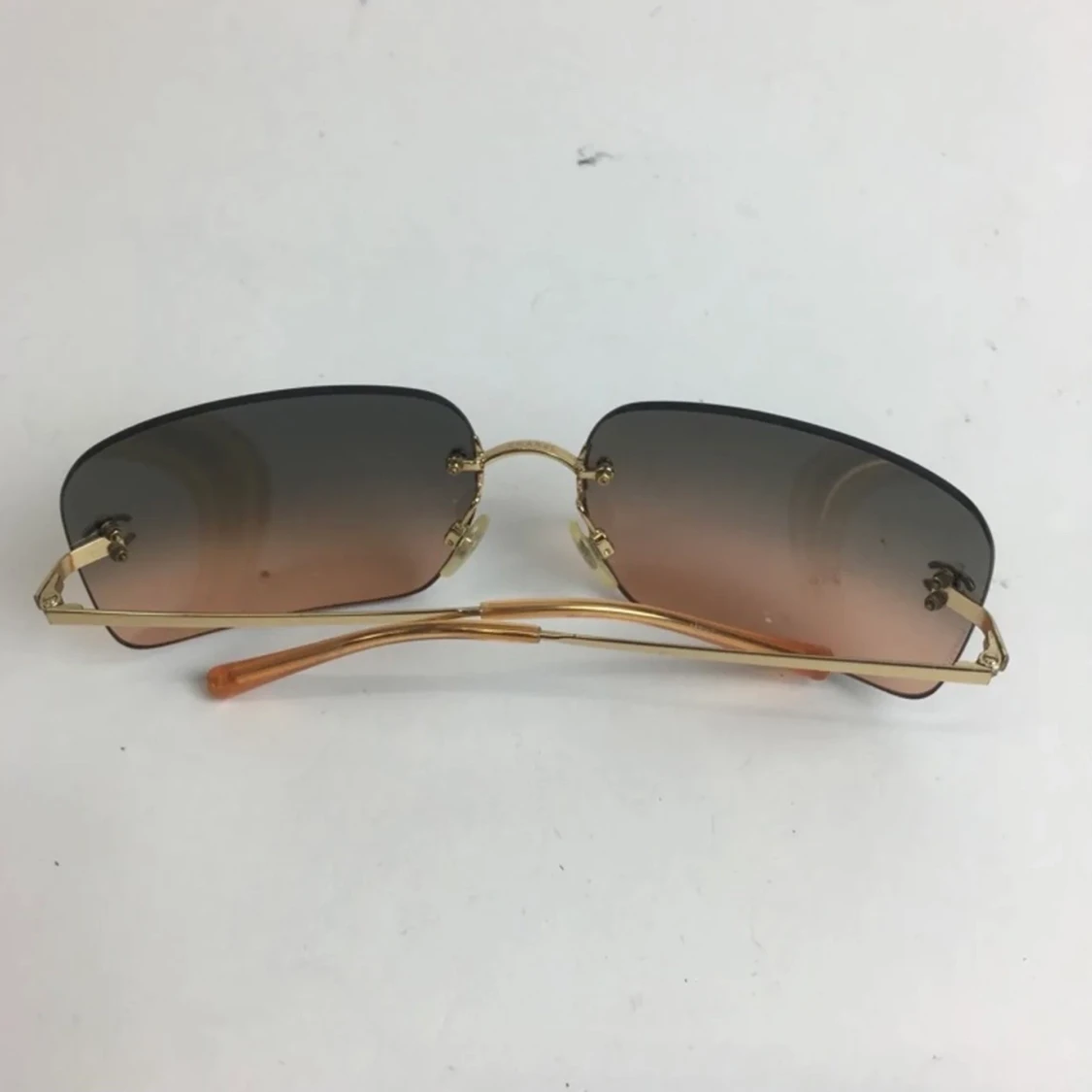 Chanel solglasögon  - 90