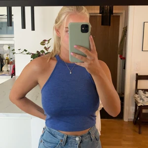 Blå topp - Blå topp från zara, aldrig använd. Köparen står för frakten