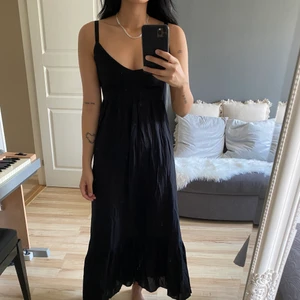 Långklänning  - Superfin långklänning samt oanvänd från 365DAYS🖤 originalproduktioner: 600:- (prislappen är kvar)