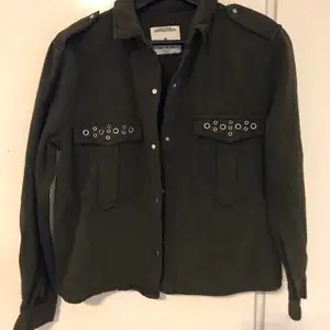army green jacket with silver dilates size s
