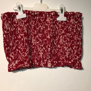 Tube topp strl M - Supersöt tubetop från SHEIN! Prislappen kvar pga inte riktigt min stil.