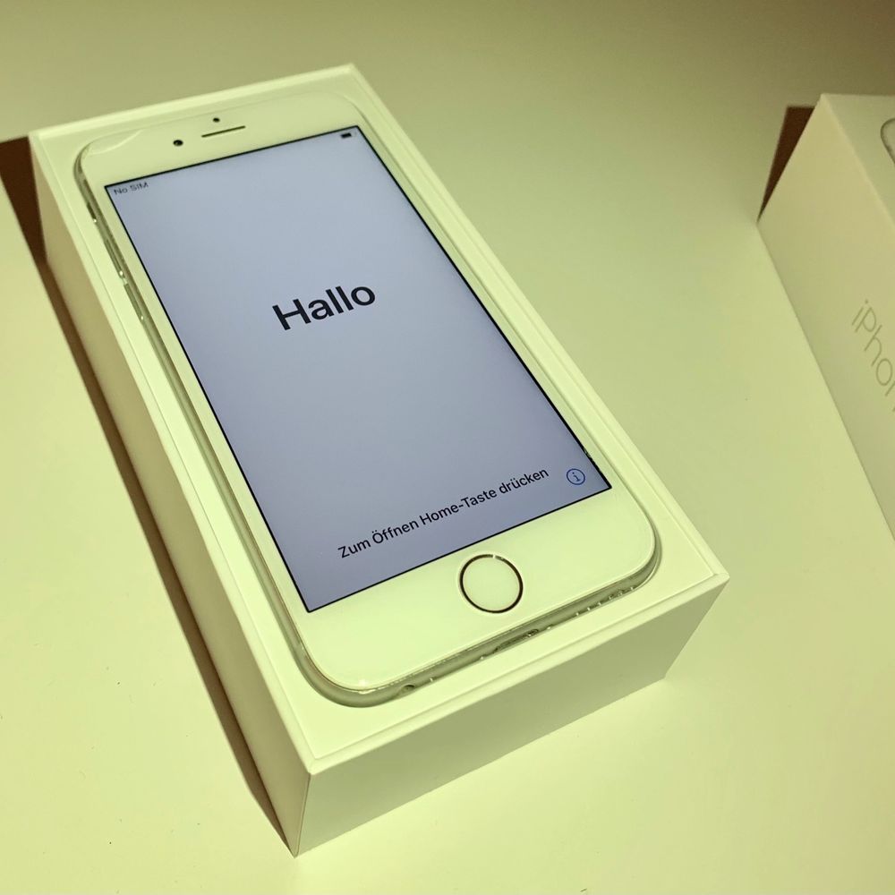 Begagnad iPhone 6s đ 899 KR đ I nĂ€stan perfekt skick đ Liten spricka pĂ„ skĂ€rmen och batteriet Ă€r lite gammalt đ om du vill att jag ska byta batteri och skĂ€rm lĂ€gger jag till priset!! đ skriv privat för fler bilder đ köparen stĂ„r för frakten! đ. Accessoarer.