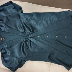 Nya skjortor XS - Jätte fin skick. Oanvända. 100/St och alla för 200 kr