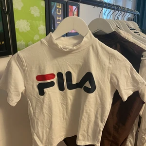 Fila T-shirt - Storlek S, knappt använd, turtleneck. 