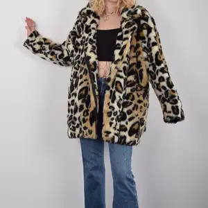 Säljer denna leopard jacka !! Hör av dig om du är intresserad eller har några frågor! Kram💞