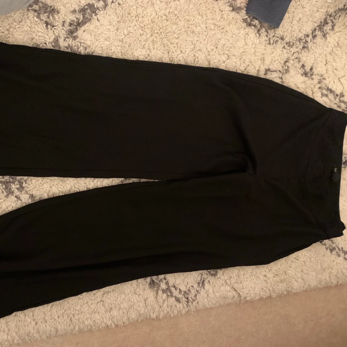 Kostymbyxor med wideleg