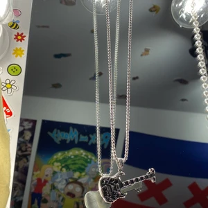 Halsband  - Gulligt halsband som inte kommigt till användning <3