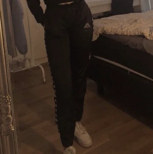 Kappa byxor  - Oanvänd kappa byxor i storlek s bättre bilder kan skickas 
