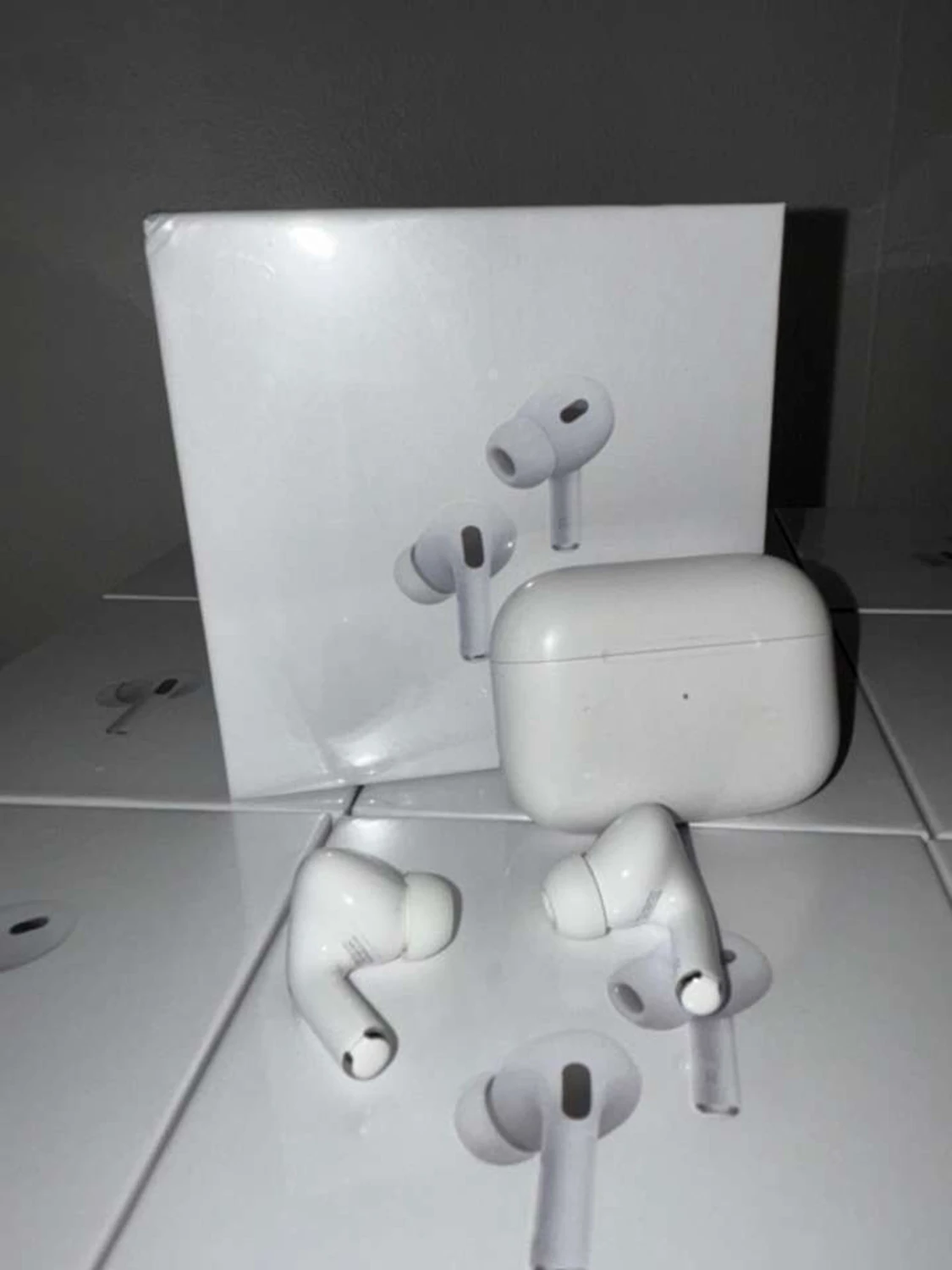 AirPods Pro gen 2 - 2