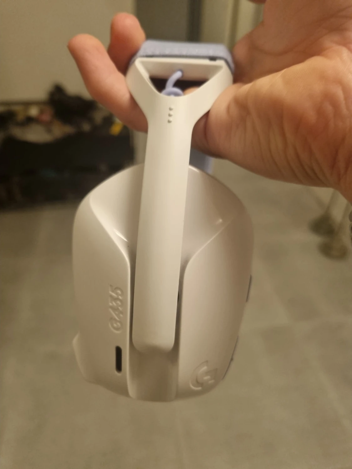 Logitech G435 Wireless Gaming Headset - 2