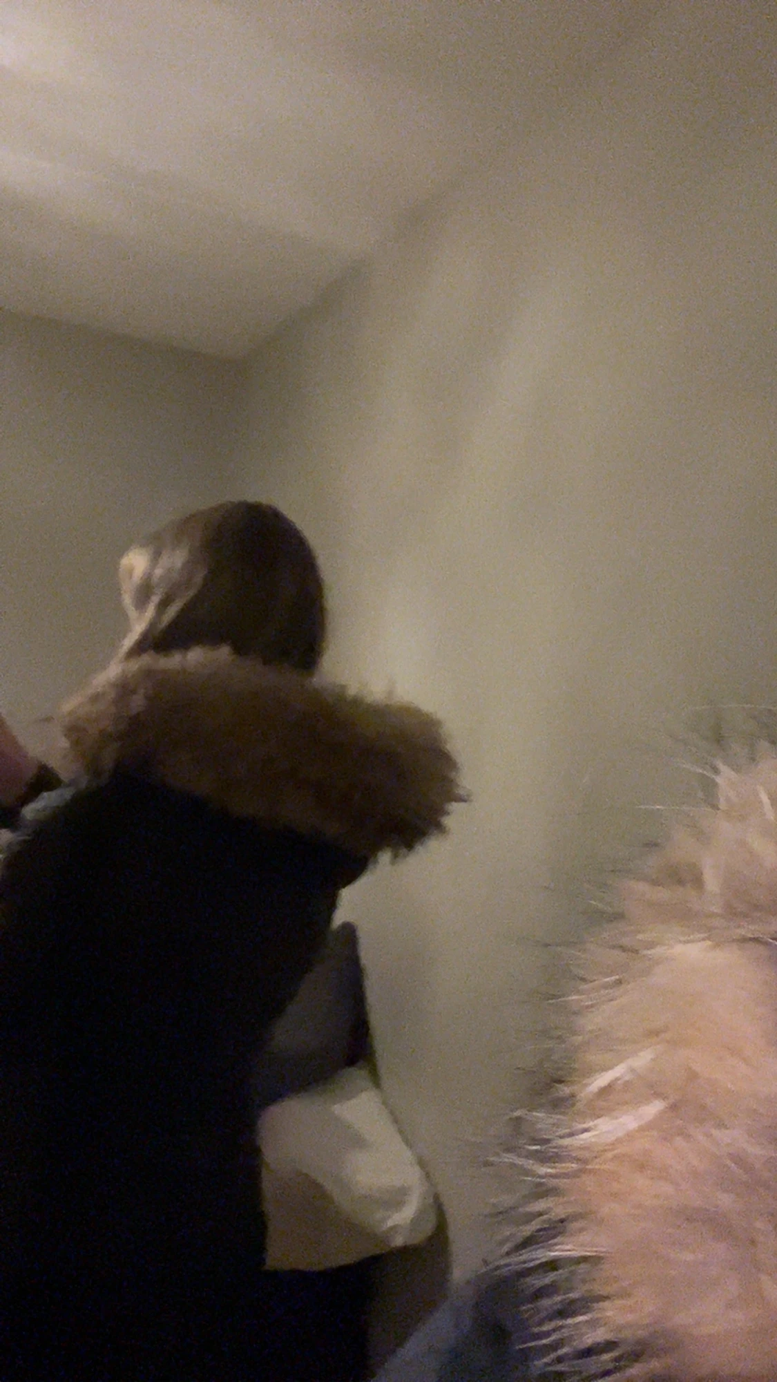 Svart jacka med äkta päls från RockAndBlue - 4