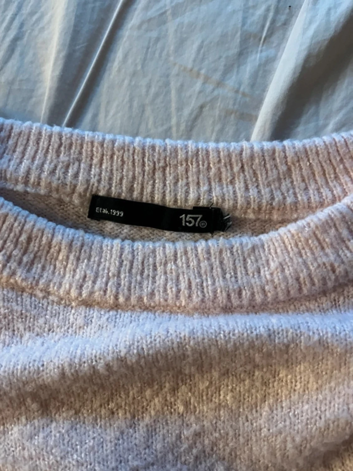 Ljusrosa stickad tröja från 157 - 1