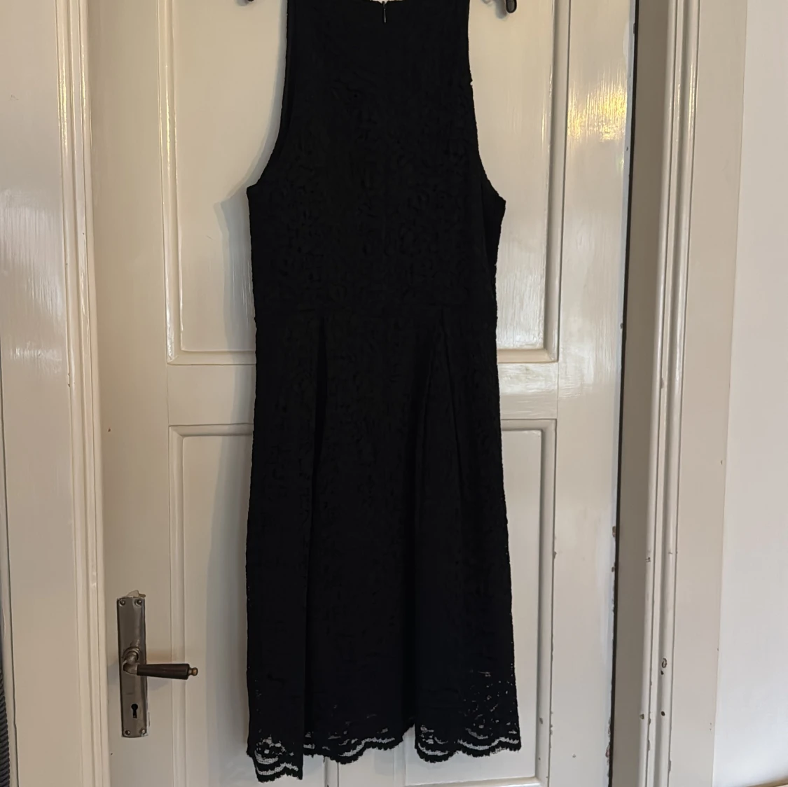 Svart spetsklänning från Lindex - 1
