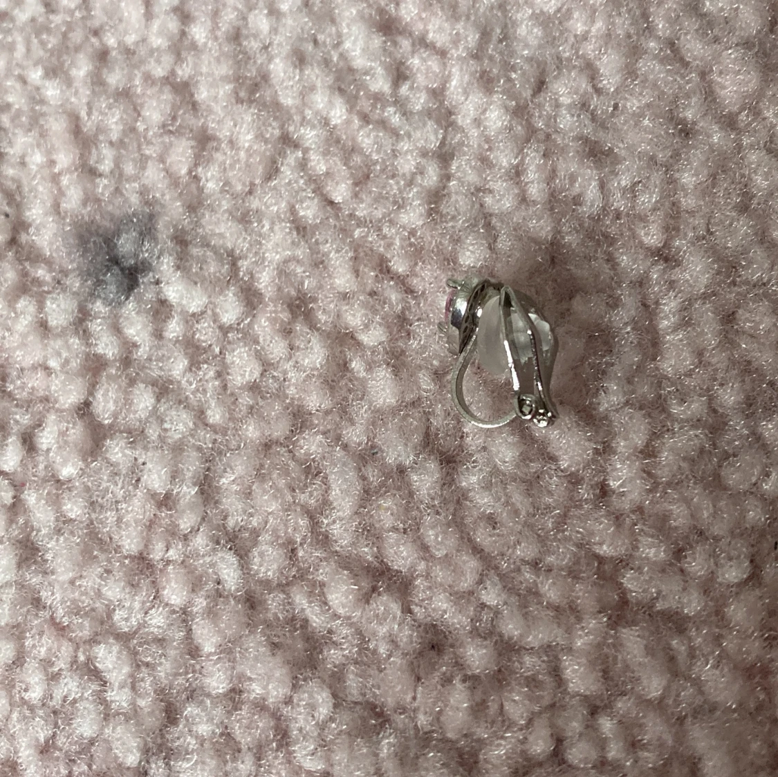 Silverclipsörhänge med rosa hjärta - 1