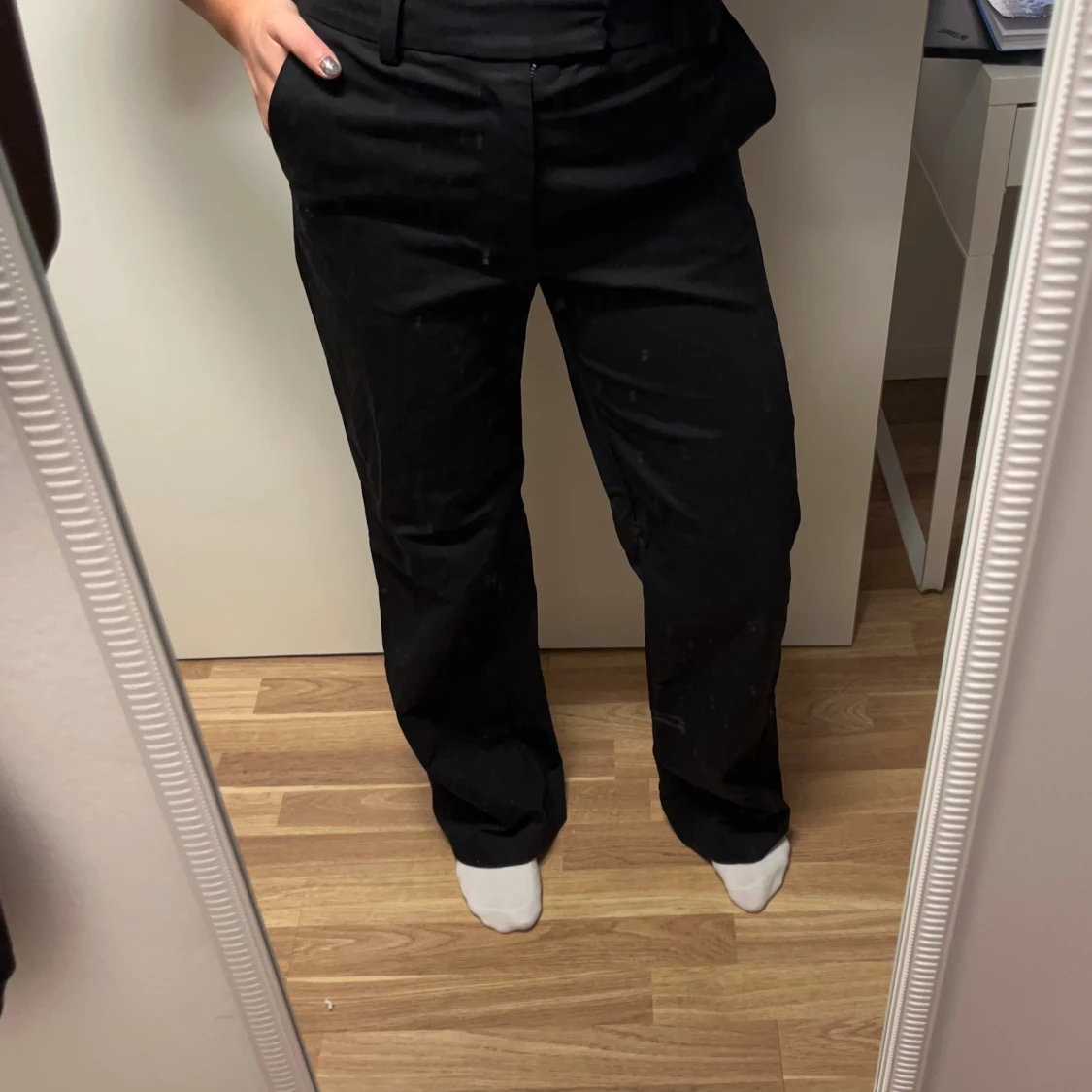 Svarta kostymbyxor med rak passform