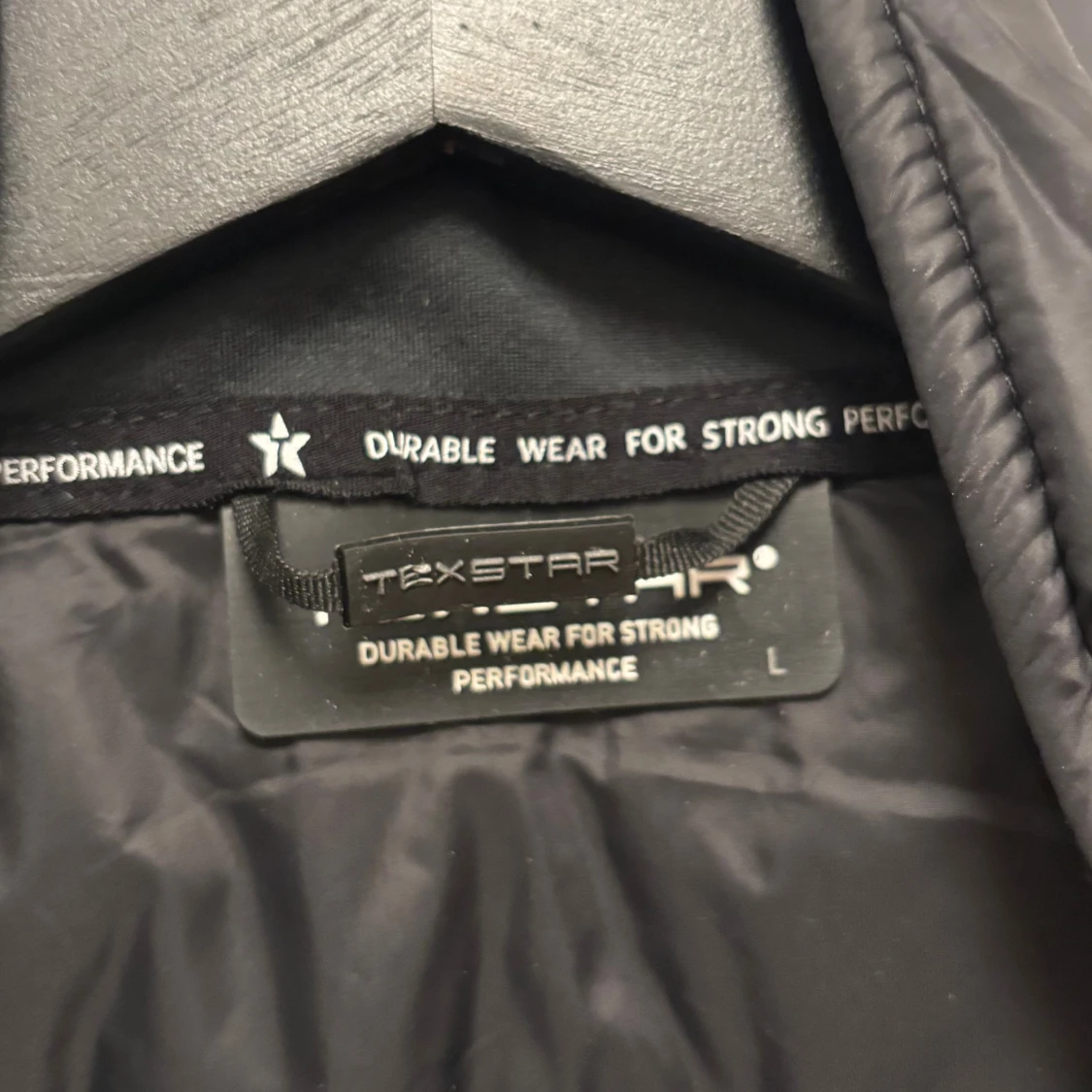 Svart quiltad dunväst från Texstar - 3