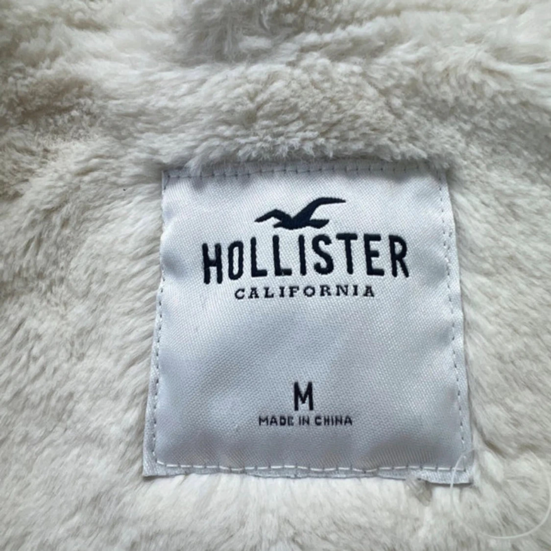 Marinblå hoodie från Hollister - 2