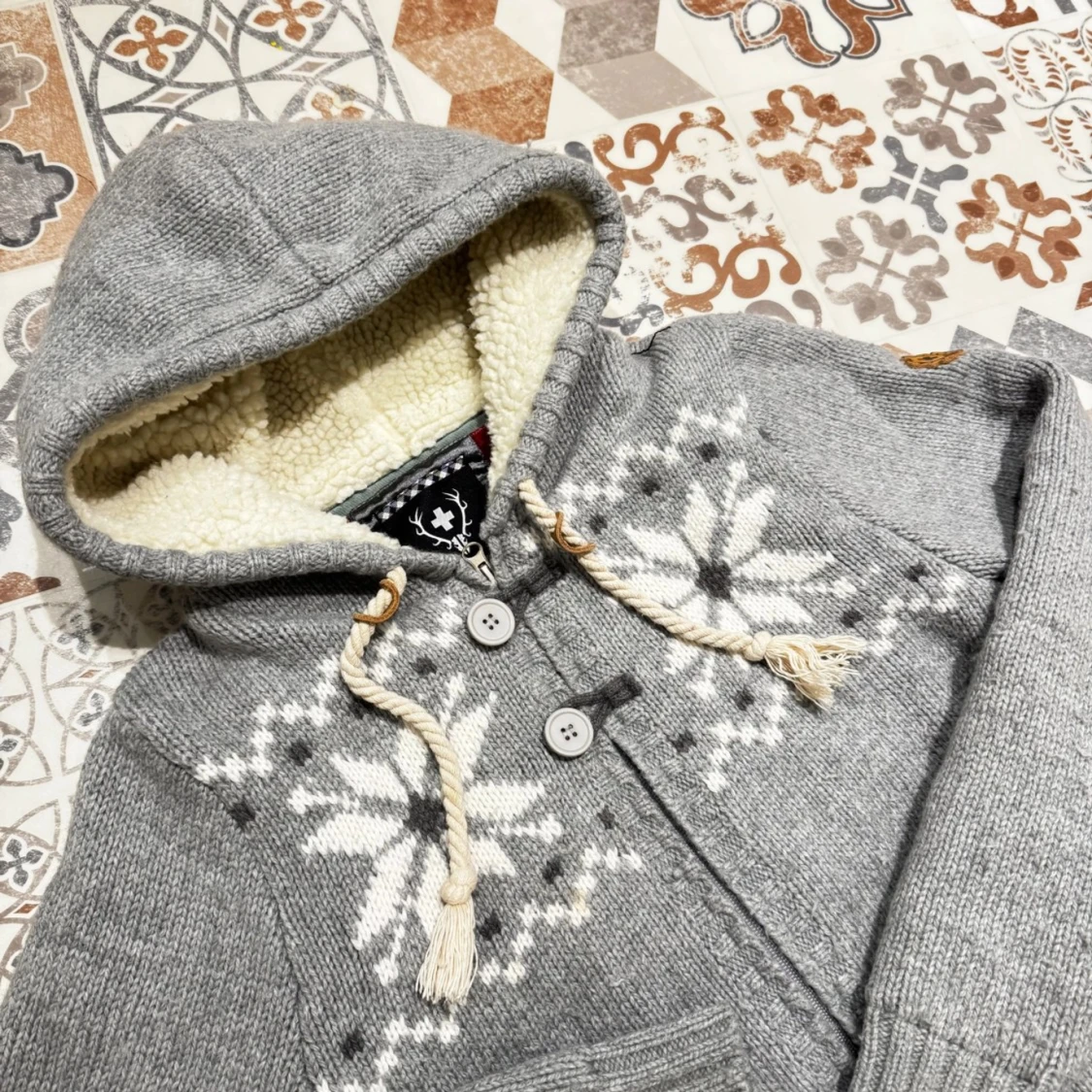 Stickad Vintage hoodie med foder🐻 - 90