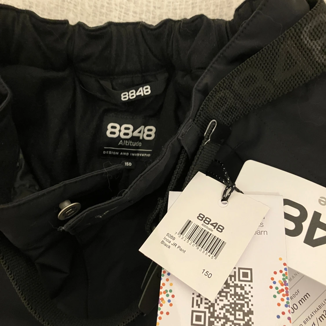 Svarta täckbyxor från 8848 Altitude storlek 150 - 3