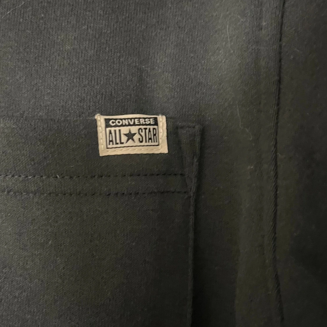 Svart overshirt från Converse  - 1