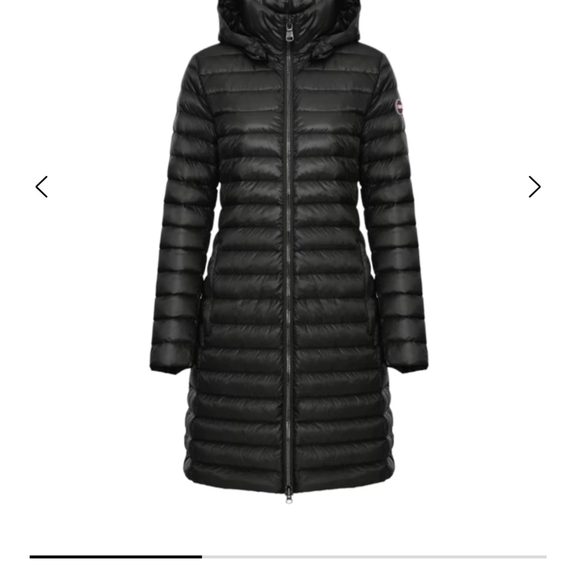 Svart lång dunjacka från Colmar