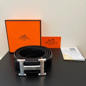 Bälte  - Snyggt bälte från H aldrig använt 