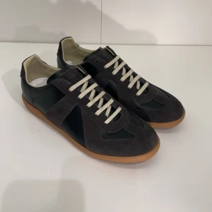 Maison Margiela  - Maison Margiela nytt skick OBS inte ORGINAL 