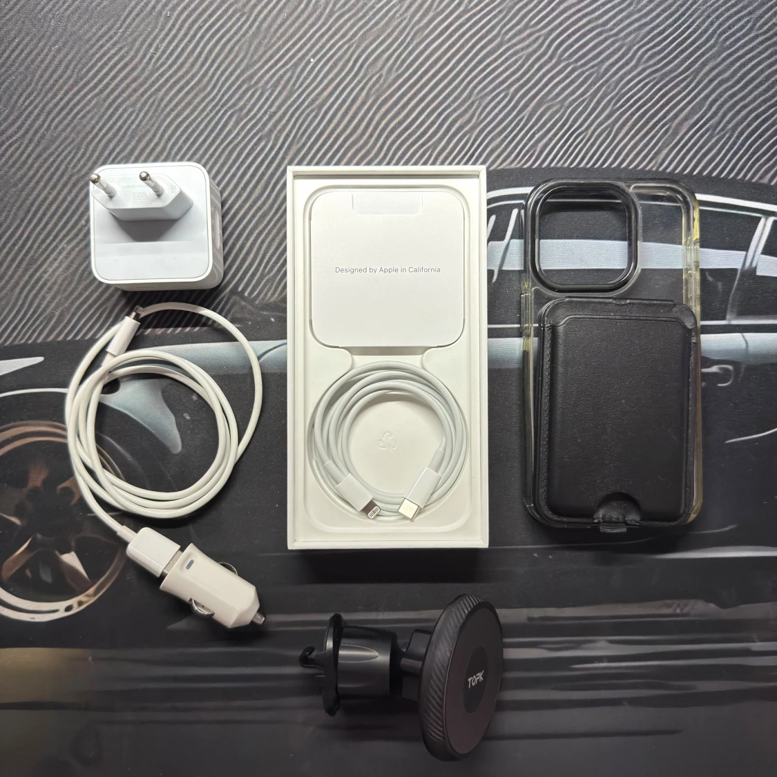 iPhone 14 Pro/Airpods med tillbehör  - 1